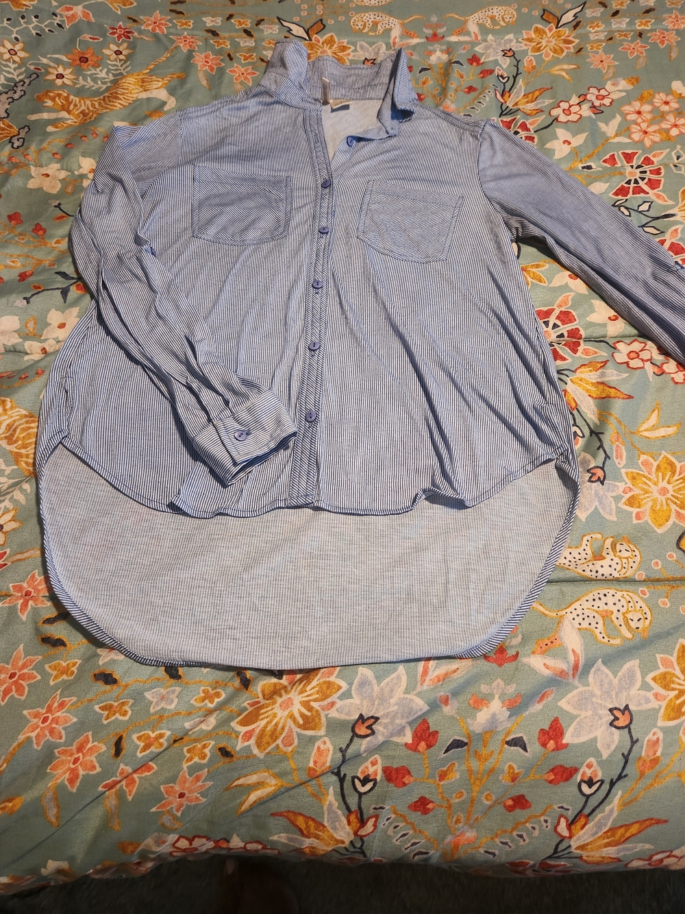 Casual Light Blue Striped Men's Button-Up Shirt